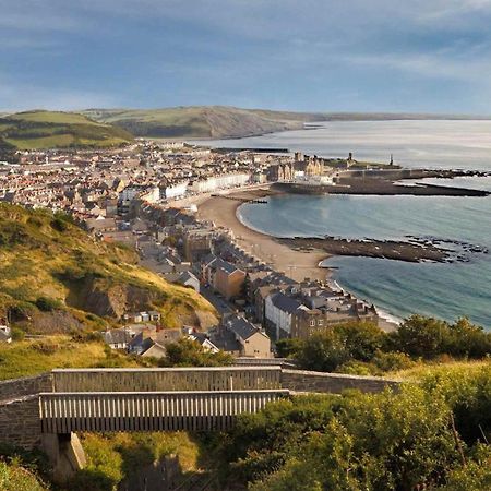Spacious Luxury Escape With Sea Views And Pet Friendly At Clarach Bay Aberystwyth Luaran gambar