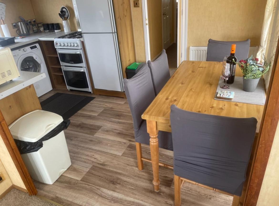 Spacious Luxury Escape With Sea Views And Pet Friendly At Clarach Bay Aberystwyth Luaran gambar