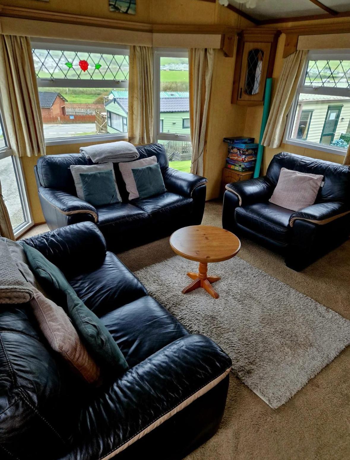 Spacious Luxury Escape With Sea Views And Pet Friendly At Clarach Bay Aberystwyth Luaran gambar
